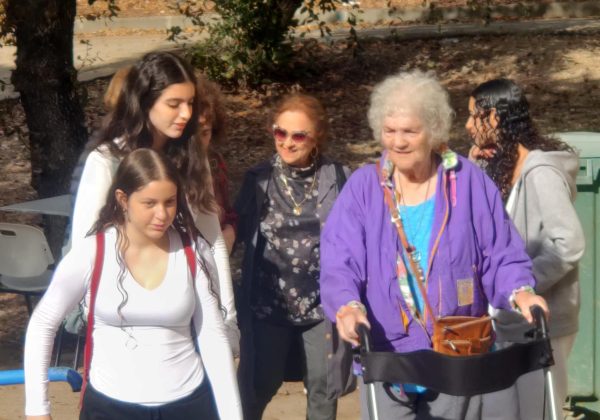 תאטרון עדות 2023